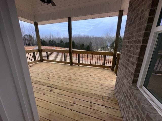 deck with a ceiling fan