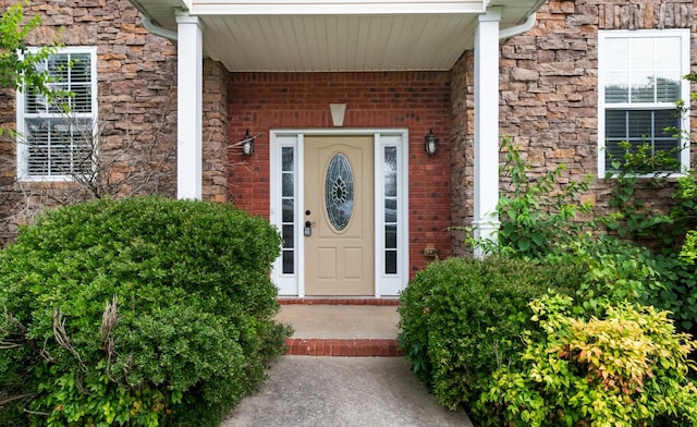 view of property entrance