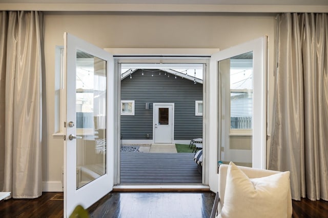 entryway featuring dark hardwood / wood-style floors