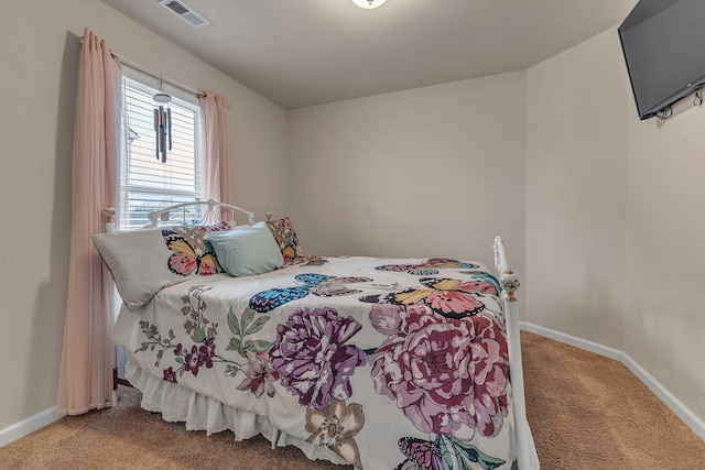 bedroom featuring carpet floors