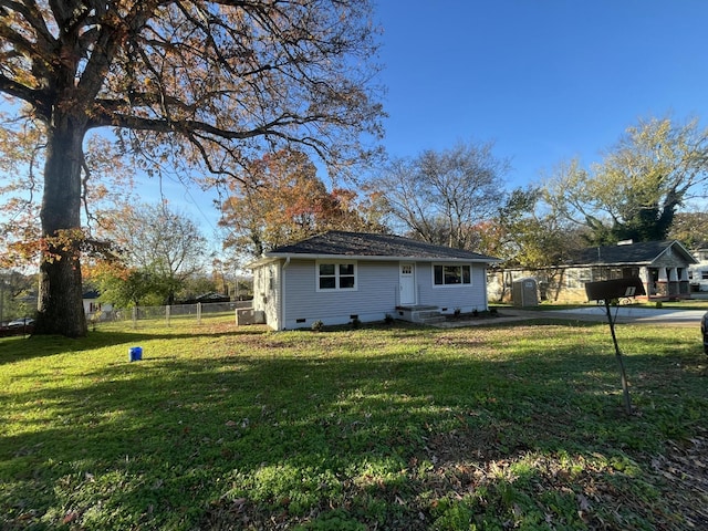 exterior space with a yard