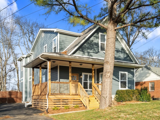 view of front of house featuring covered porch