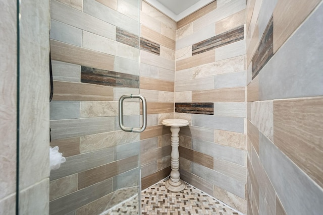 bathroom featuring walk in shower