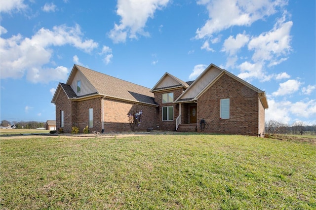 view of front of house with a front lawn