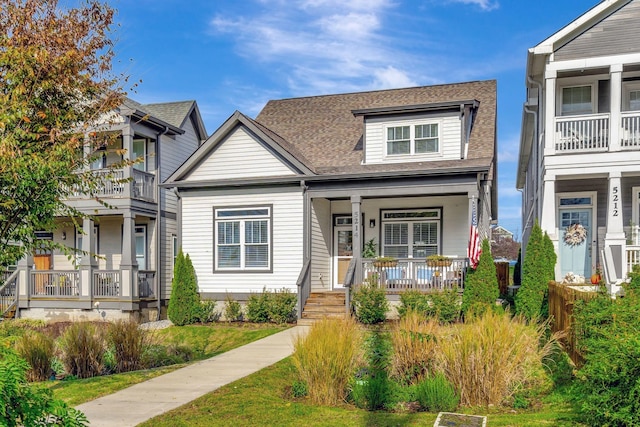 view of front of home with covered porch