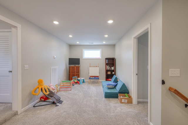 game room featuring carpet