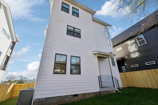 view of rear view of house