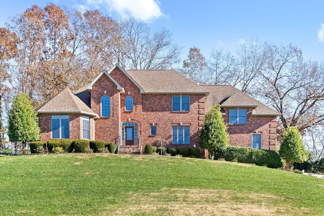 view of front of house with a front yard