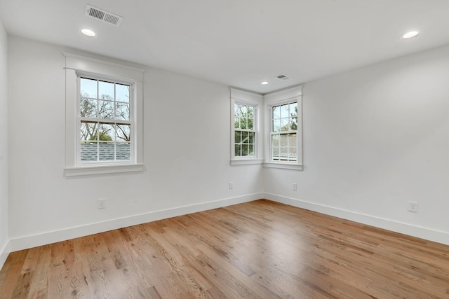 empty room featuring light hardwood / wood-style flooring