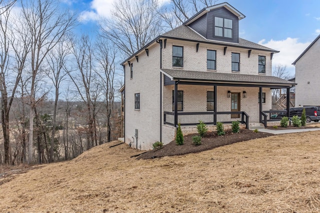 view of front of house featuring covered porch