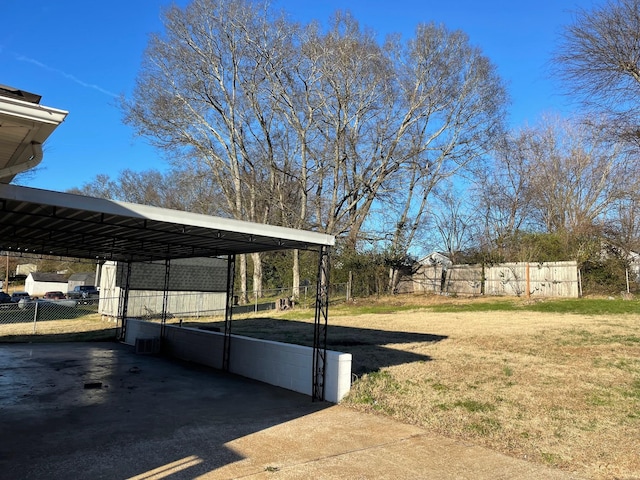 view of yard featuring a carport