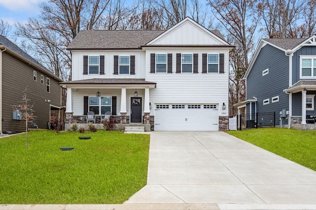 view of front facade featuring covered porch, a garage, a front yard, and central AC