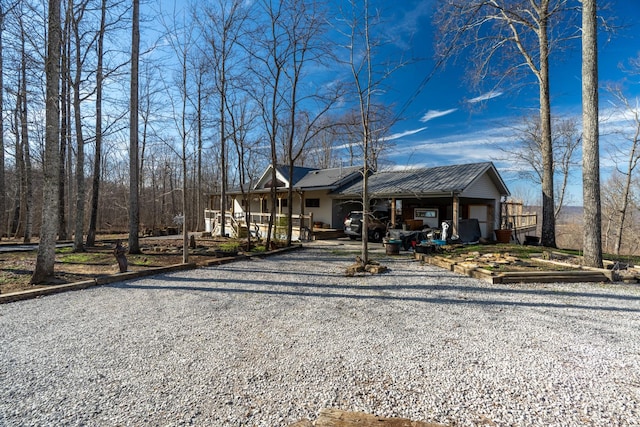 view of front of house featuring a garage