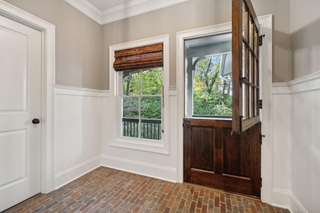 entryway with ornamental molding