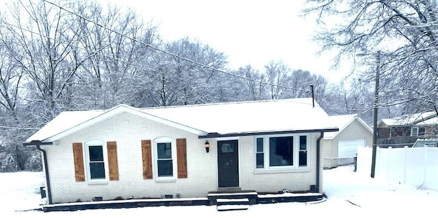 view of front of property