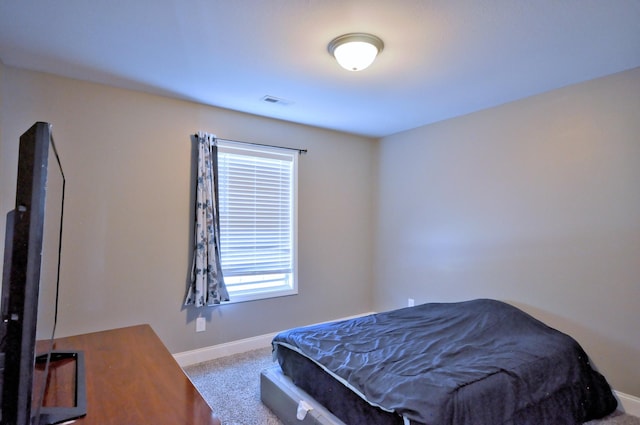 bedroom with carpet flooring