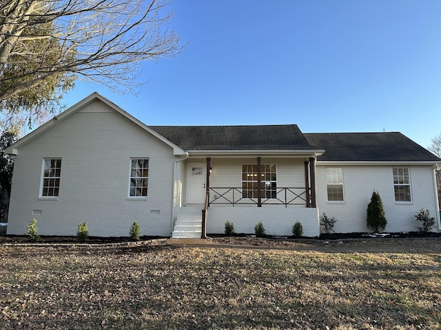 ranch-style house with a porch