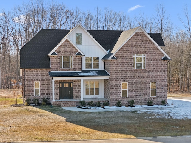 view of front of property featuring covered porch