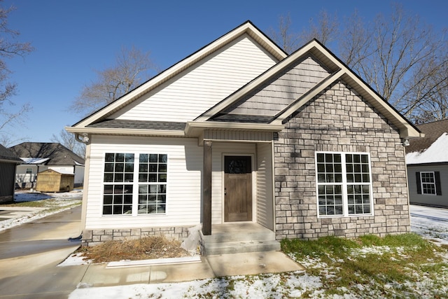 view of front of property