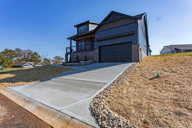 view of front facade with a garage