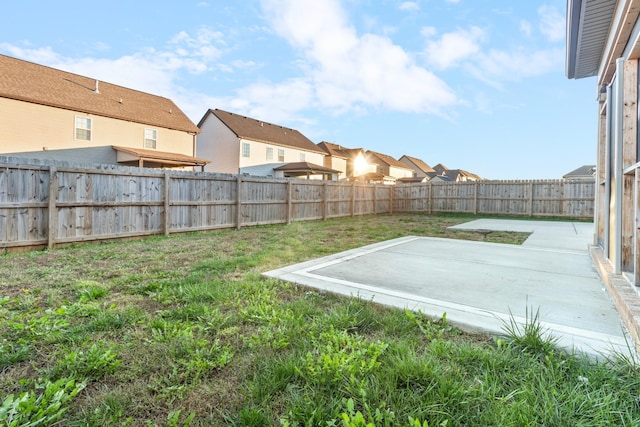 view of yard with a patio area