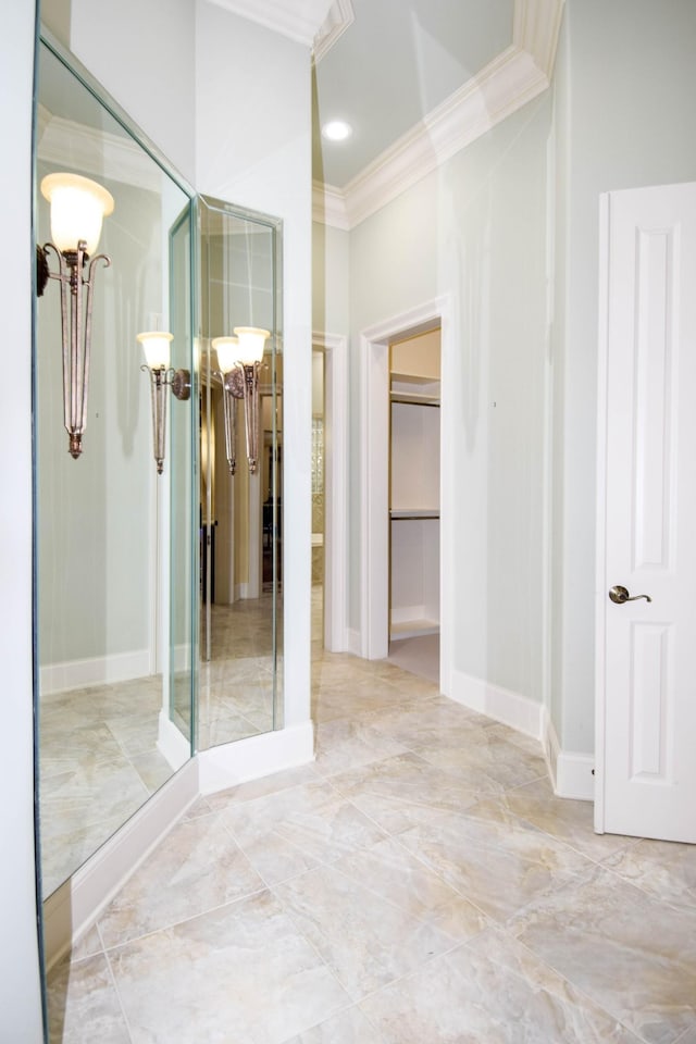 bathroom featuring ornamental molding