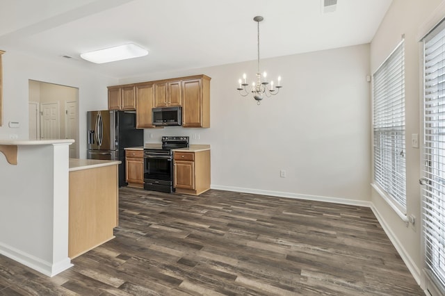 kitchen with decorative light fixtures, a chandelier, dark hardwood / wood-style floors, black range with electric stovetop, and stainless steel refrigerator with ice dispenser