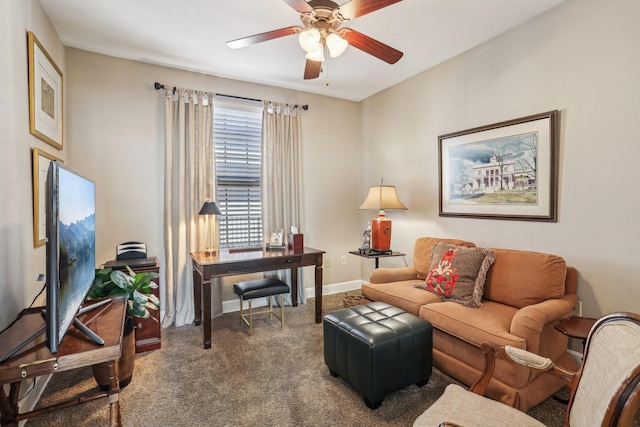 carpeted living room featuring ceiling fan