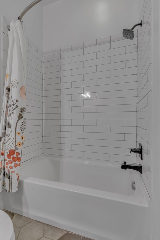 bathroom featuring shower / bathtub combination with curtain