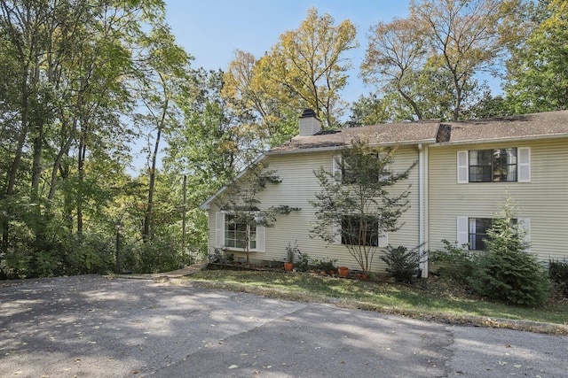 view of home's exterior