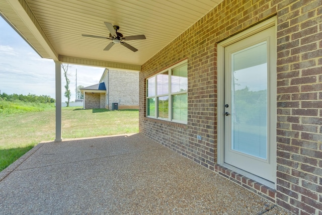 view of patio / terrace with ceiling fan