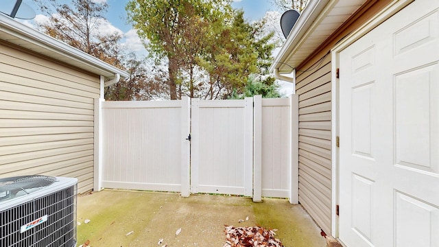 view of patio featuring cooling unit