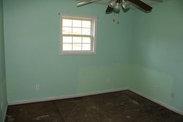 unfurnished room with ceiling fan