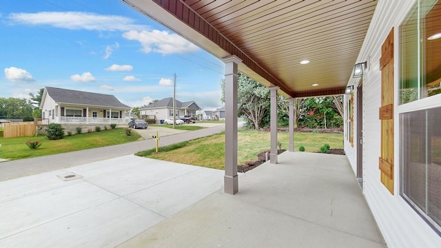 view of patio / terrace featuring covered porch