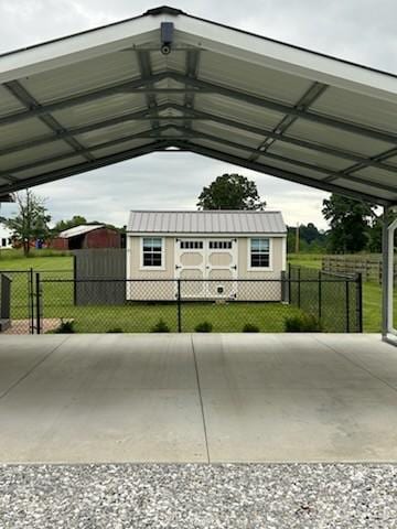 526 Shorty Few Rd, Dickson, TN 37055 - view of car parking with a carport and gravel driveway