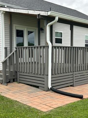 526 Shorty Few Rd, Dickson, TN 37055 - view of wooden terrace