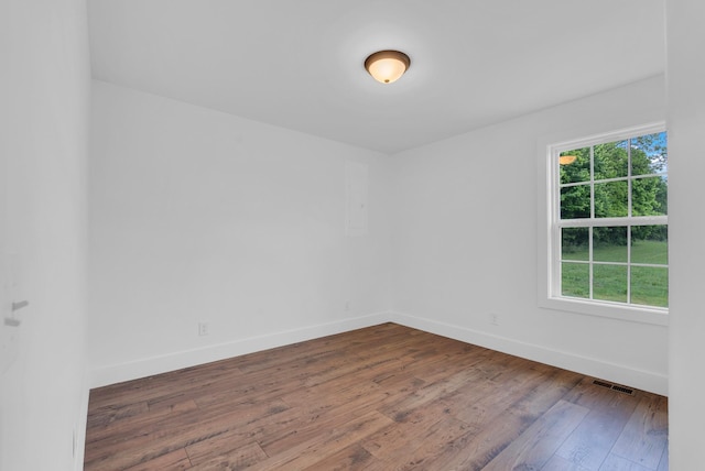 286 Wilhite, Doyle, TN 38559 - spare room featuring wood finished floors and baseboards