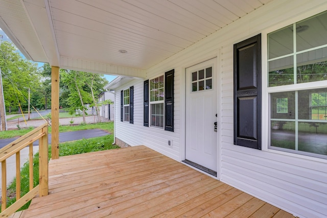 286 Wilhite, Doyle, TN 38559 - view of wooden terrace