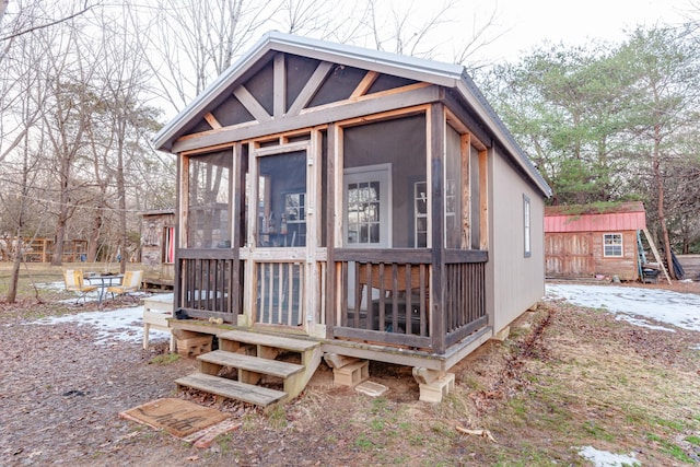 view of outbuilding