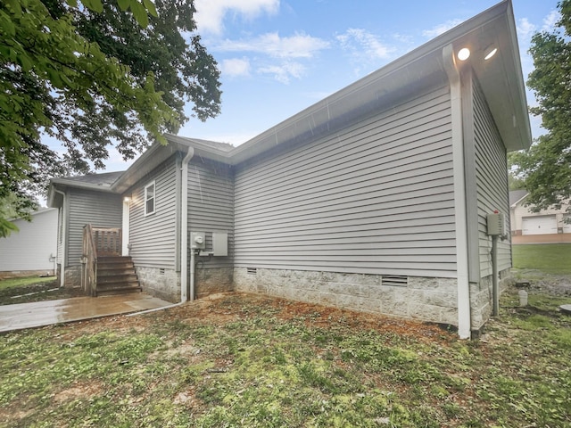 7689 S Swift Rd, Goodlettsville, TN 37072 - view of side of property featuring crawl space