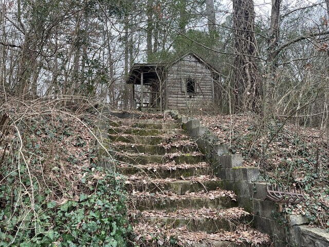 view of outdoor structure