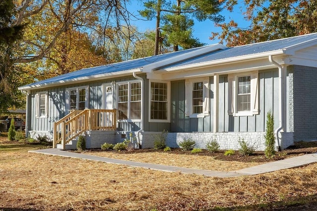 view of home's exterior