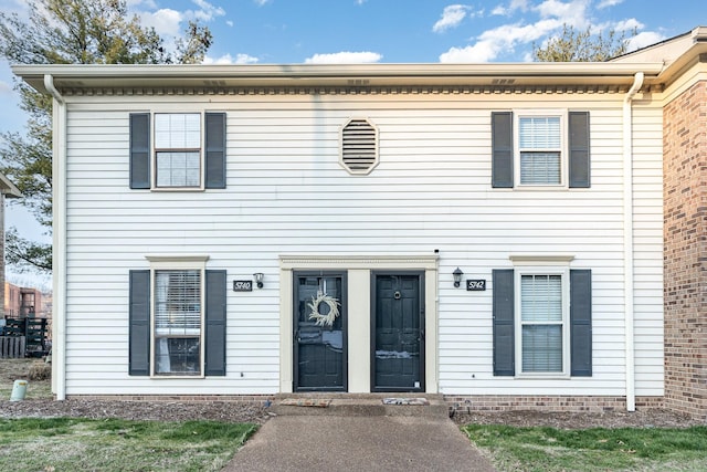 view of front of property