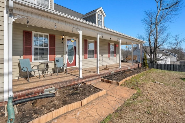 view of front facade with covered porch