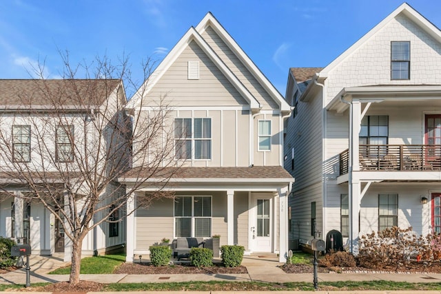 view of front of house featuring a porch