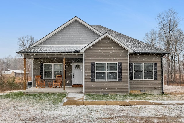 view of front facade featuring a porch