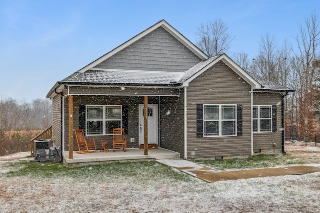 view of front of house with a porch