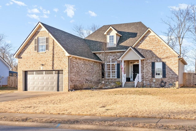 view of front property featuring a garage