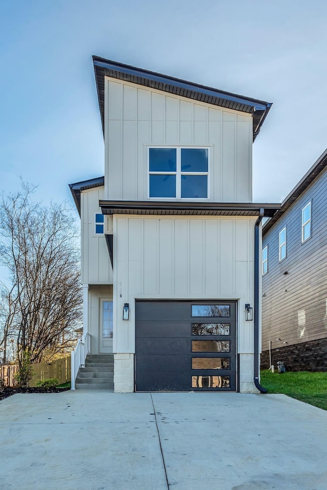 view of front of home featuring a garage