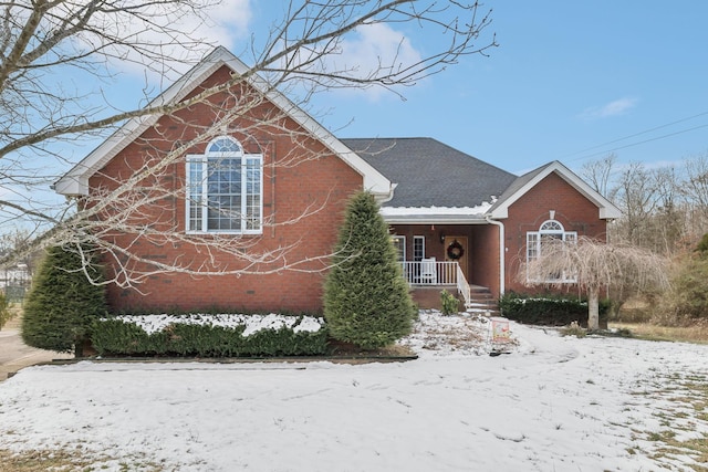 view of front of property featuring a porch